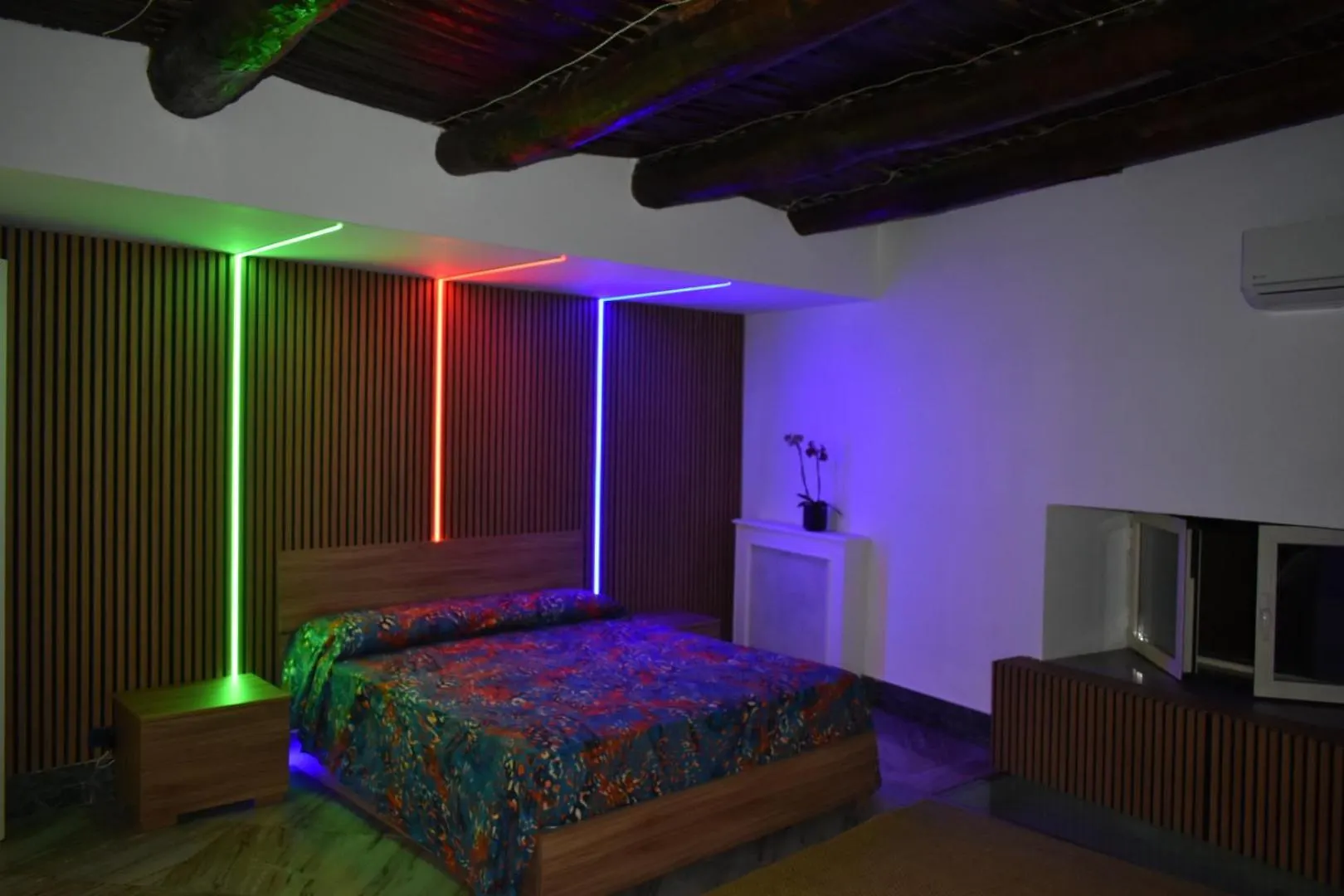 Affittacamere Hotel La Dimora Di Toto Napoli Italia