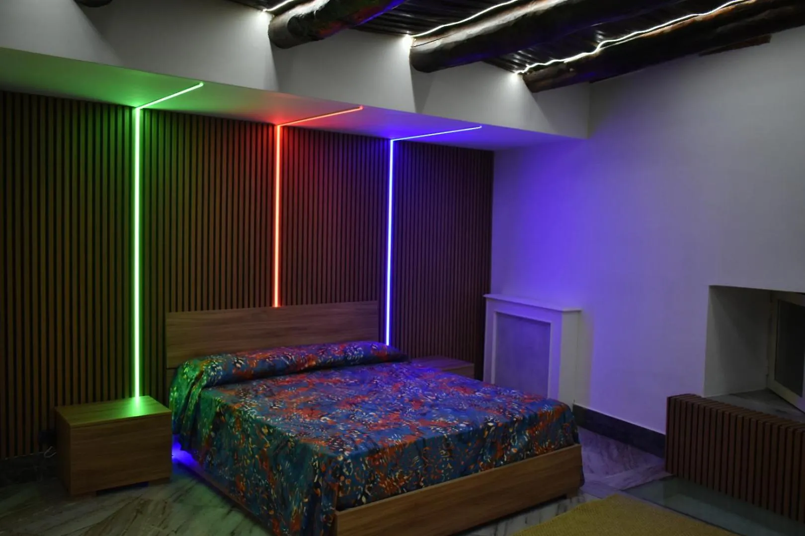 Hotel La Dimora Di Toto Napoli Italia